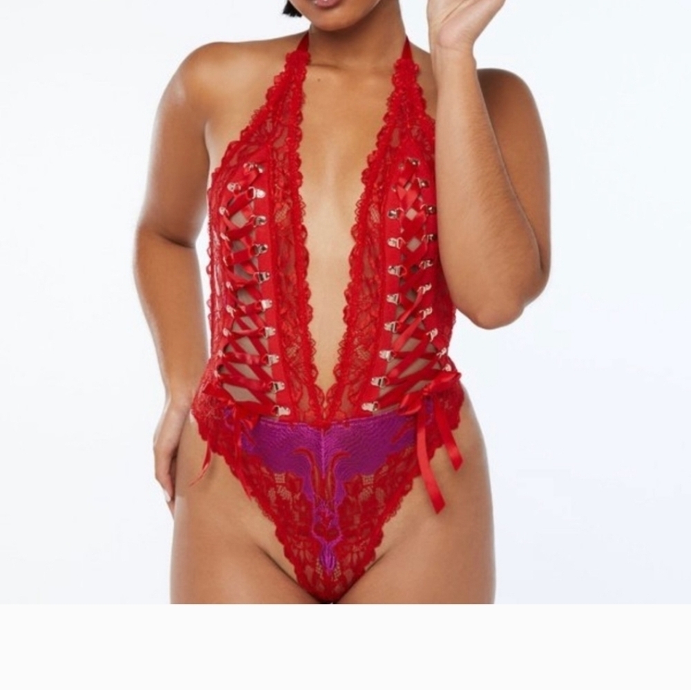Savage X Fenty Women's Vibrant Red Lace Bodysuit Size Large Valentines ,Sexy